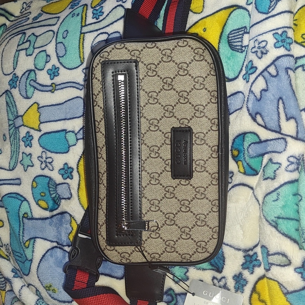 Nwt fashion rep Gucci belt bag